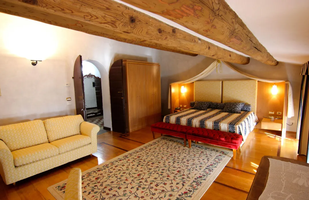 Hotel Villa Giona-1